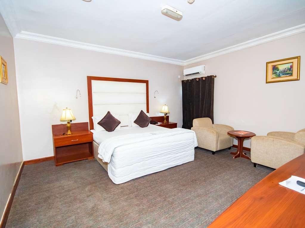 Denis Hotel Abuja Mobushipe Стая снимка