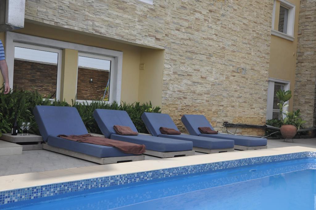 Denis Hotel Abuja Mobushipe Екстериор снимка
