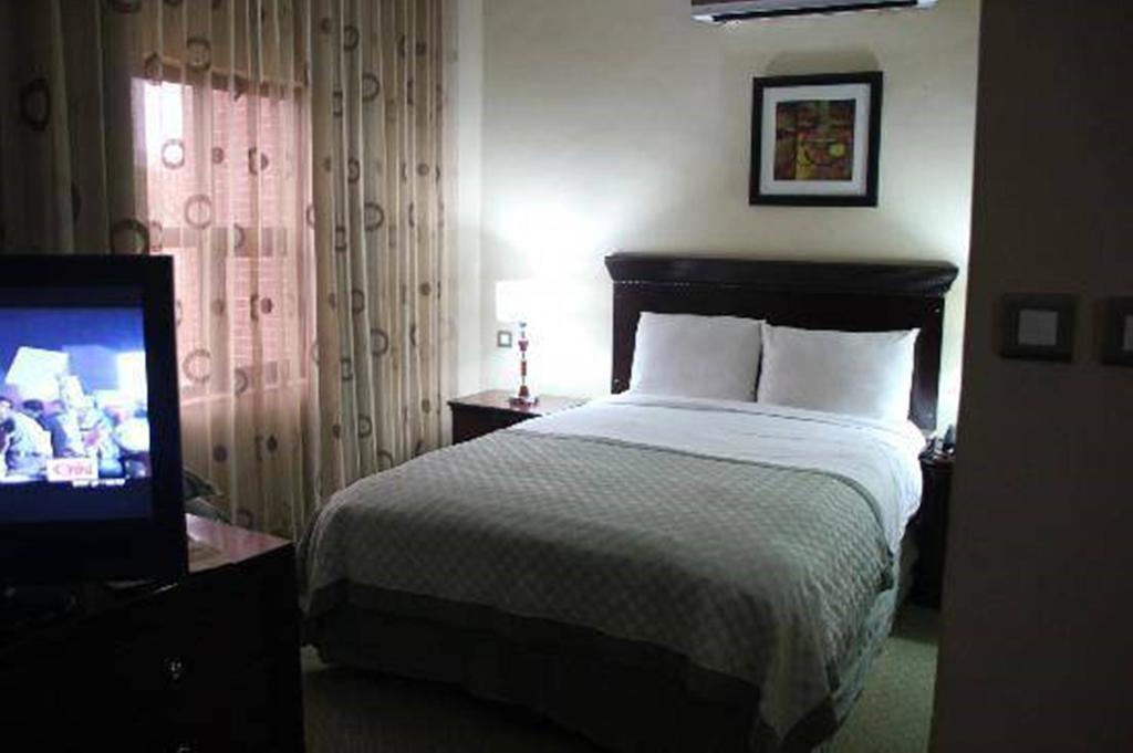 Denis Hotel Abuja Mobushipe Стая снимка